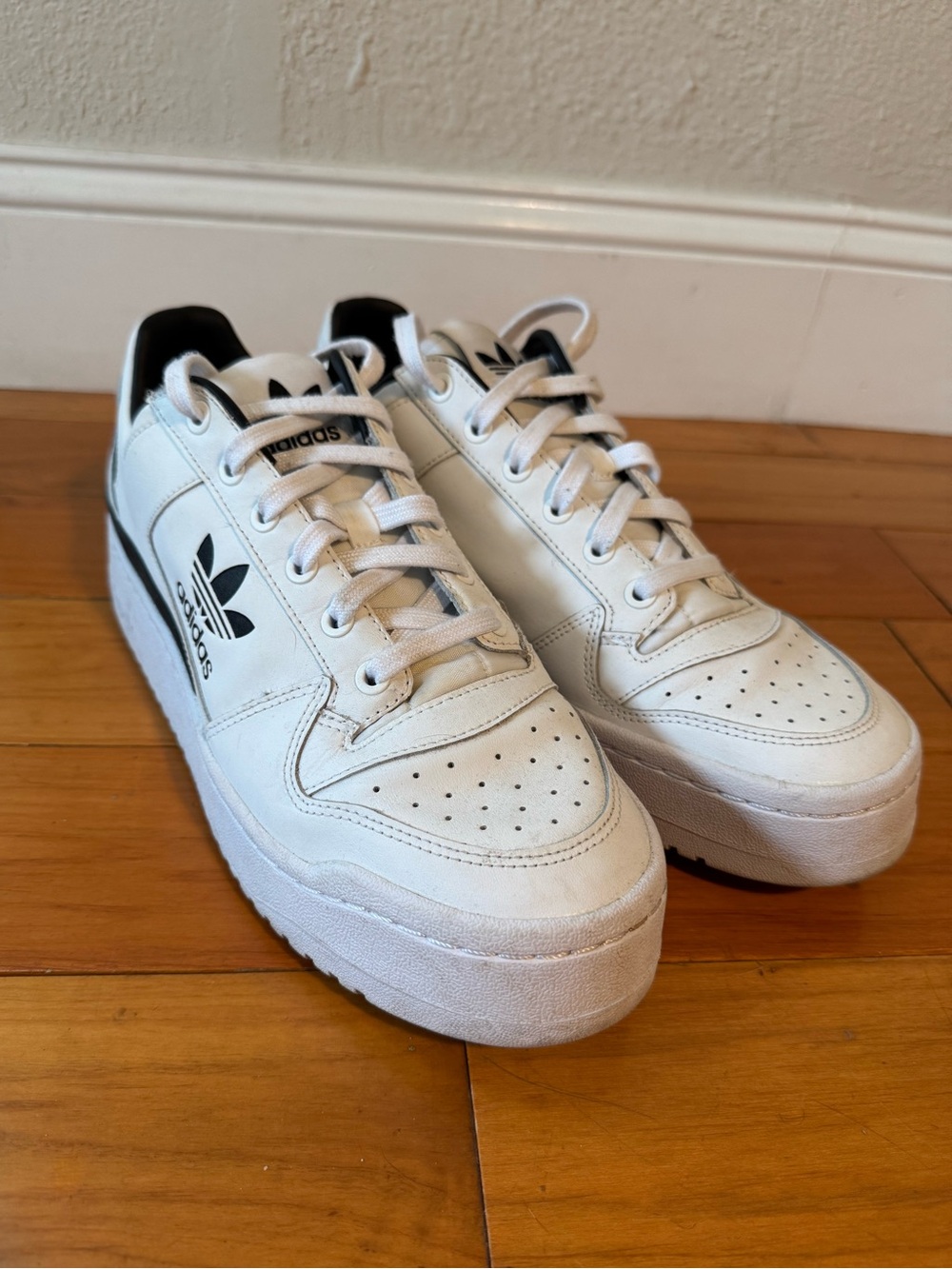 adidas Originals Women’s White Continental Platform 80 Low-Top Sneakers